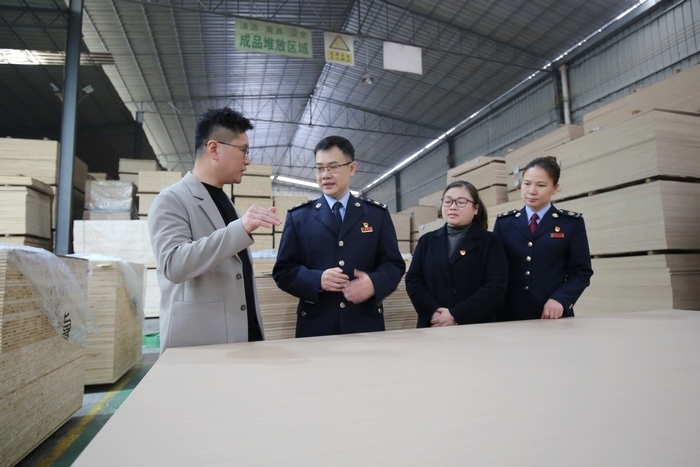 融水苗族自治縣稅務局 “點對點”服務助企“加速跑”，優化版權代理發展環境